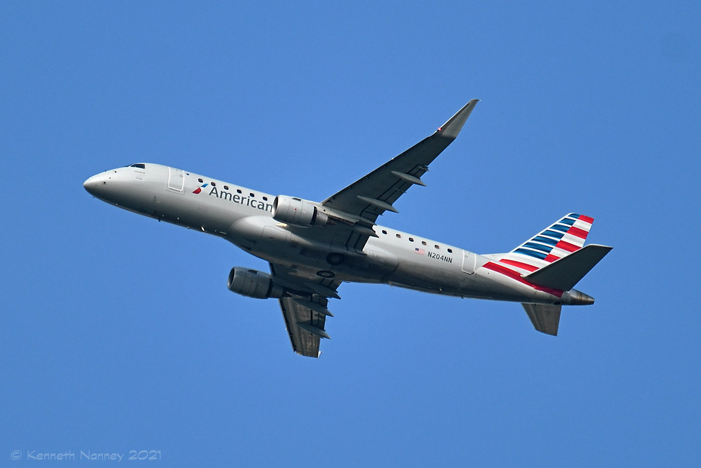 Sự cố trên chuyến bay của American Airlines xuất phát từ Dayton do hành khách không tuân thủ