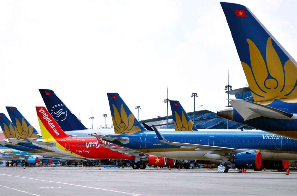 The on-time take-off rate of Vietnamese airlines in October exceeded 50%