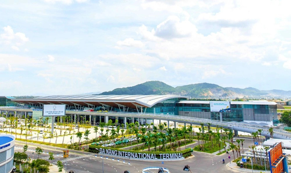 Da Nang Airport imposes a service fee for expedited lanes