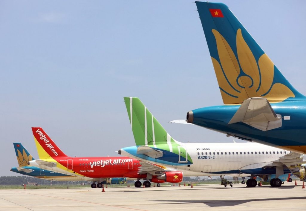 Phản hồi của Bộ Xây dựng về việc hạ giá vé máy bay