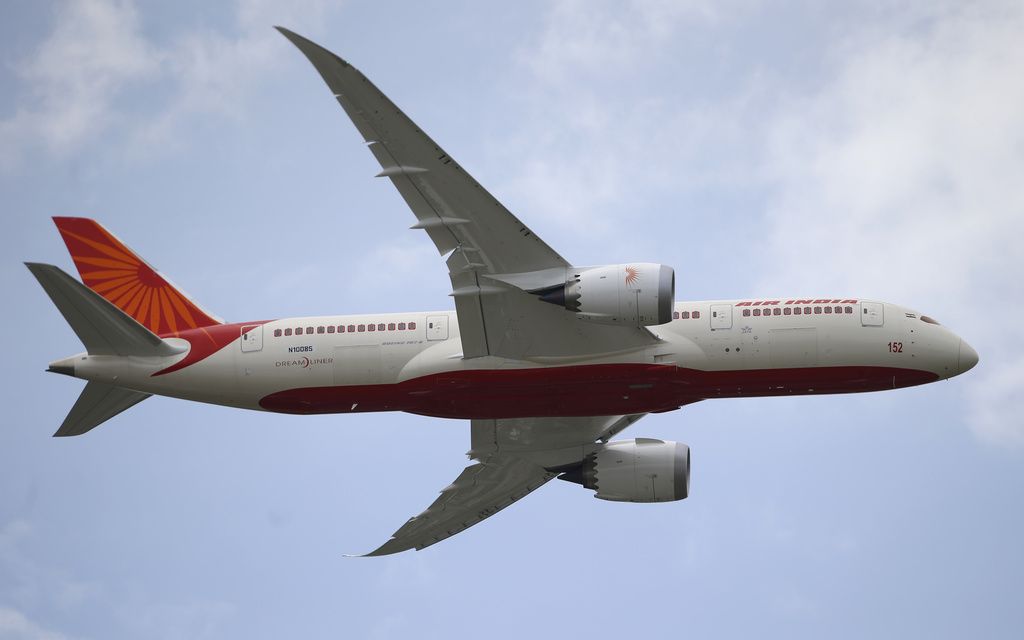 Ấn Độ: Ba máy bay Airbus của Air India vi phạm quy định an toàn