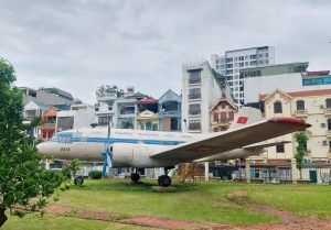 Linh vật hàng không Việt Nam: máy bay IL-14 “ngủ đông” di chuyển đến trung tâm triển lãm