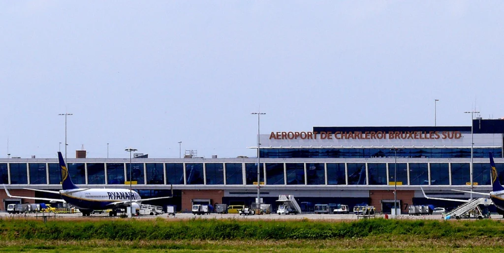Ryanair Cắt Giảm 1 Triệu Hành Khách Tại Tuyến Brussels-Charleroi Sau Khi Tăng Thuế