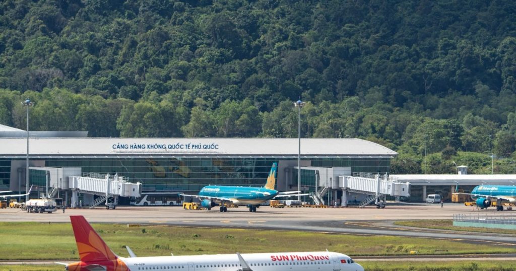 Sun Group tiếp nhận vận hành sân bay Phú Quốc