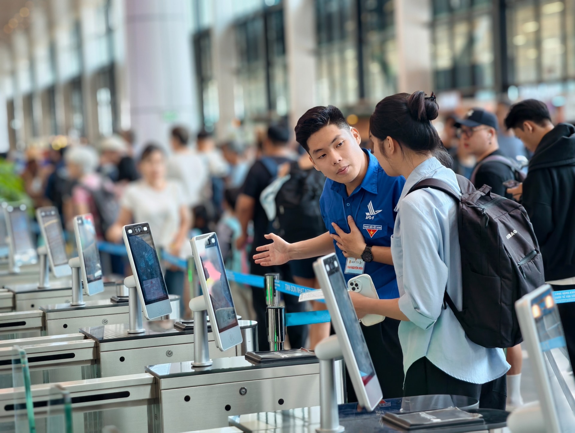 Ngành hàng không Việt Nam bùng nổ dịp Tết Bính Ngọ 2026: 2,6 triệu khách, kỷ lục mới!