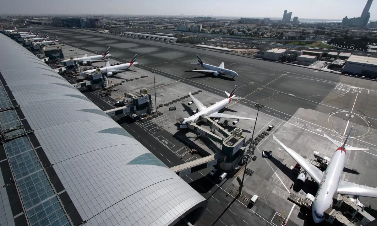 Hàng không toàn cầu hỗn loạn vì Trung Đông đóng cửa không phận