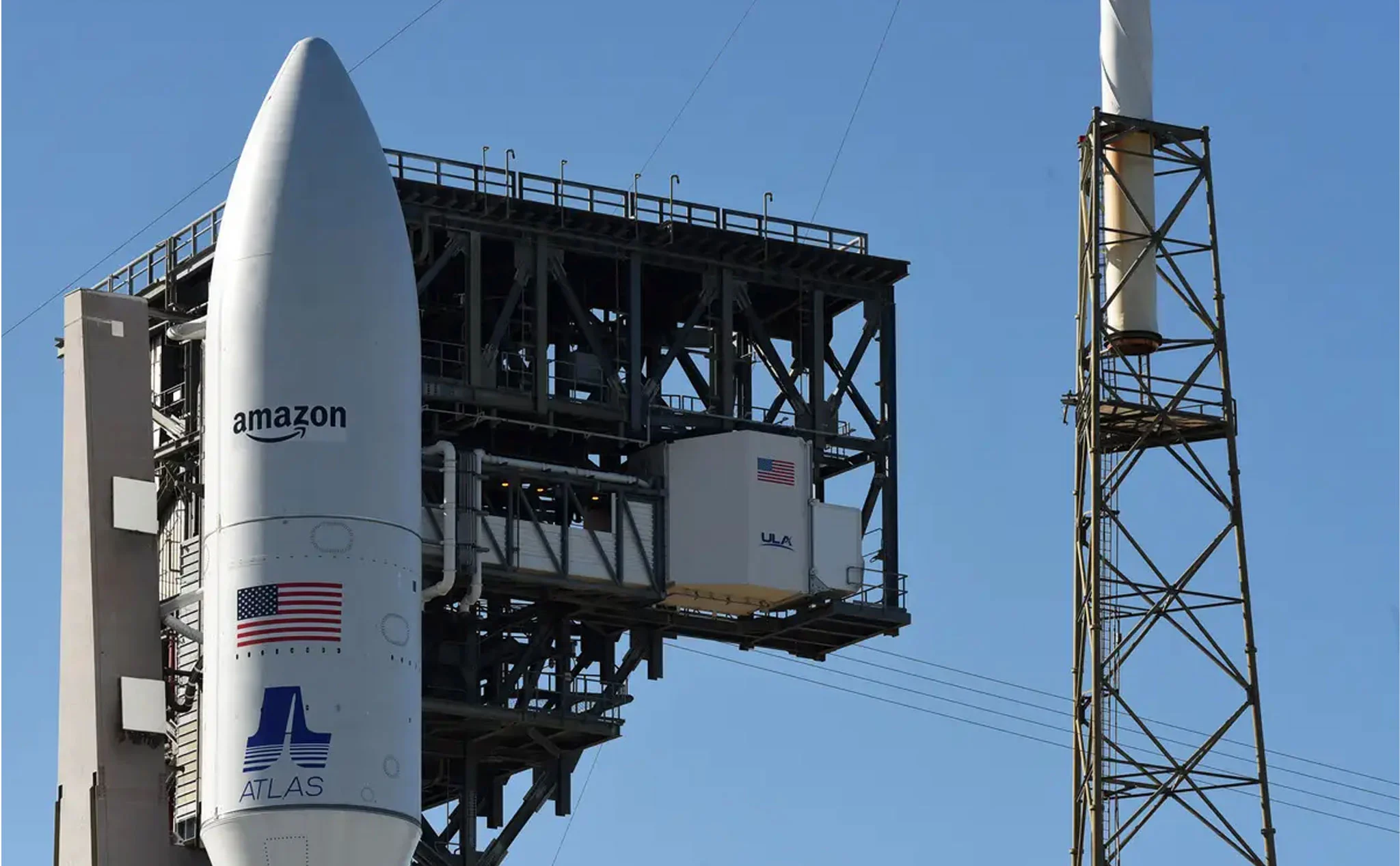 Amazon ra mắt ăng-ten vệ tinh Gigabit cho máy bay