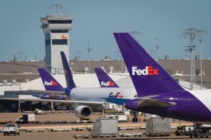 FedEx đạt thỏa thuận sơ bộ về điều kiện làm việc của phi công