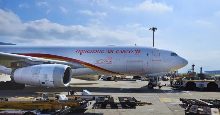 Hong Kong tiếp tục giữ danh hiệu sân bay cargo bận rộn nhất thế giới