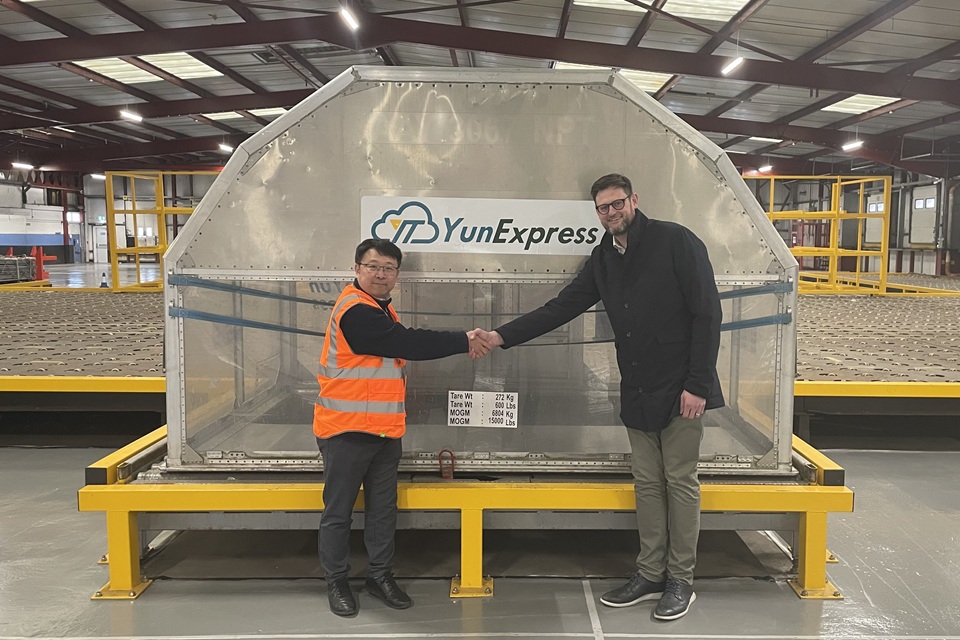 YunExpress mở rộng cơ sở hàng hóa tại East Midlands Airport