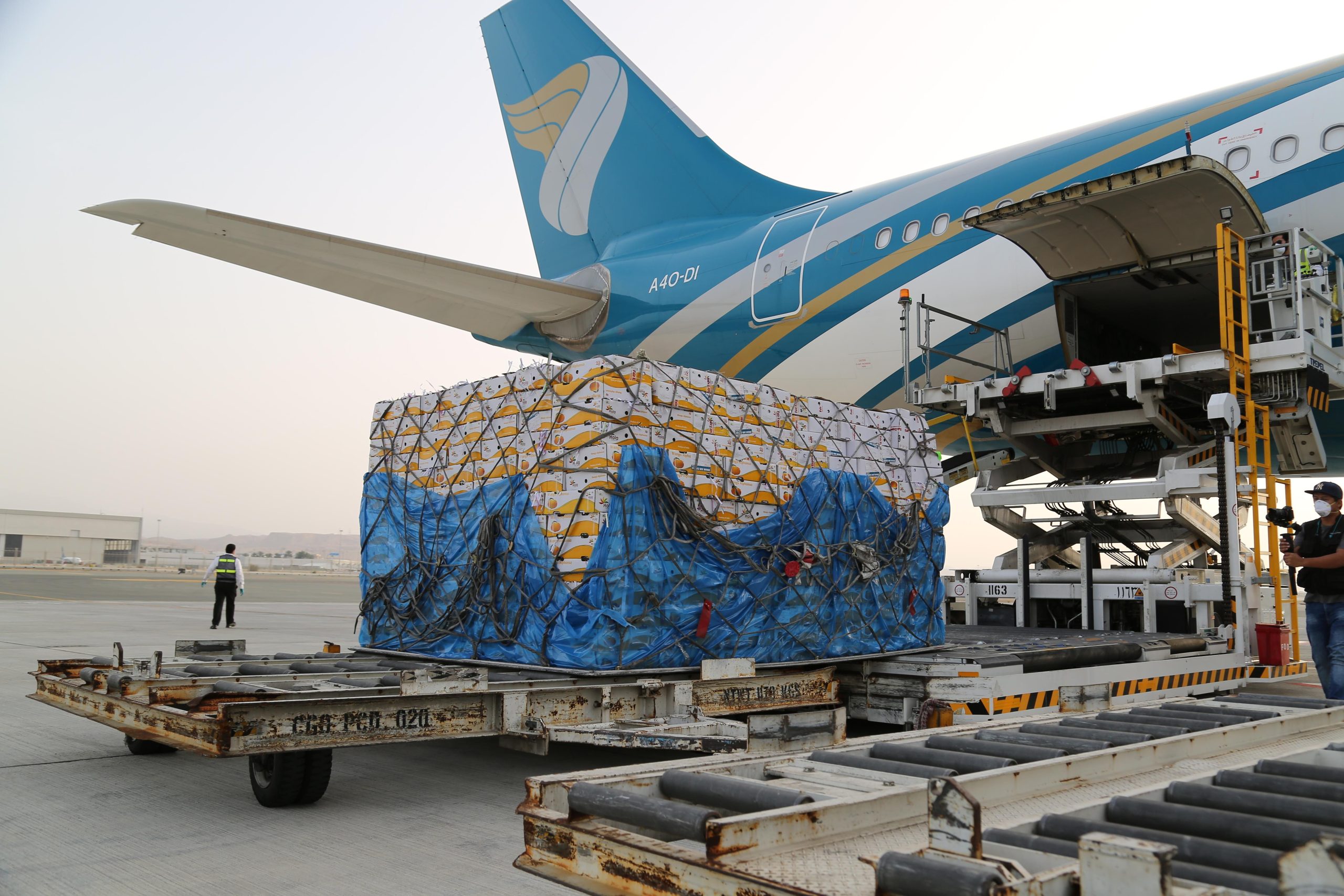 Oman Air tìm kiếm đối tác khai thác máy bay chở hàng để mở rộng hoạt động Air Cargo